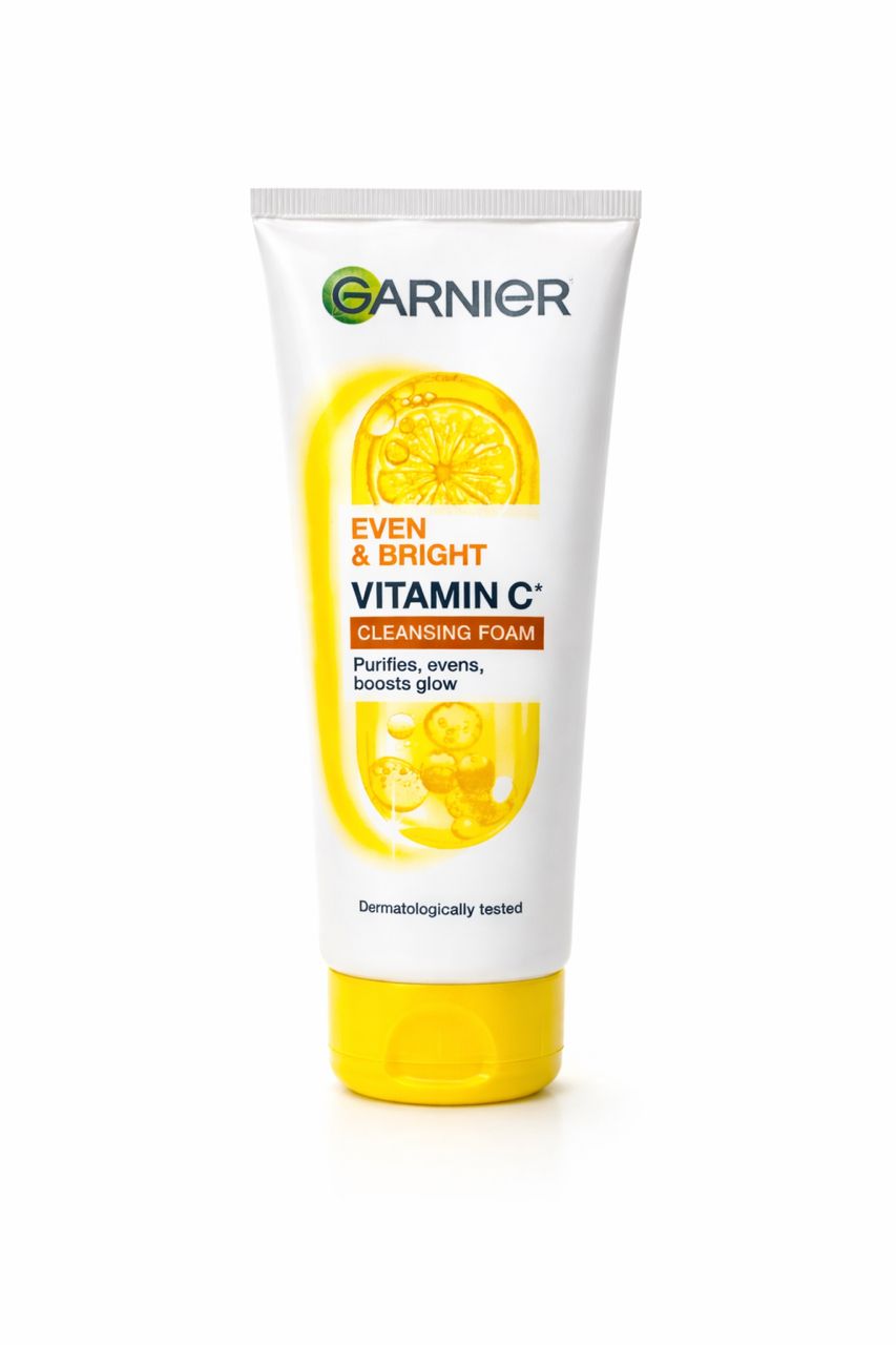 Garnier Even & Bright Vitamin C Cleansing Foam 100ml 1 Garnier Even & Bright Vitamin C Cleansing Foam 100ml